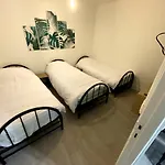 Lh Location アパートホテル 3*