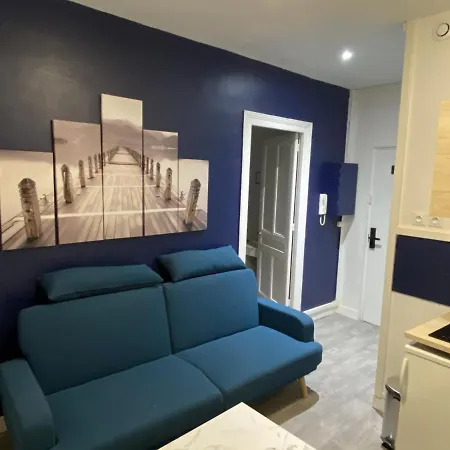 Lh Location Aparthotel 3*