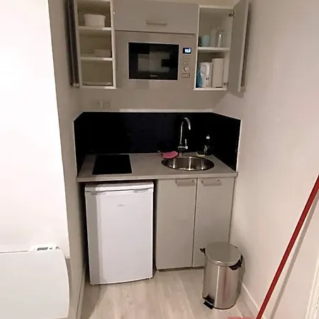 מלון דירות Lh Location 3*