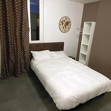 מלון דירות Lh Location 3*