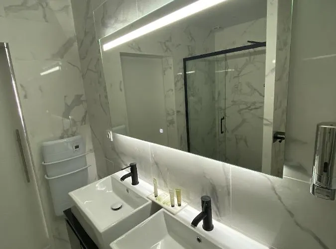 Appart hôtel Lh Location 3*